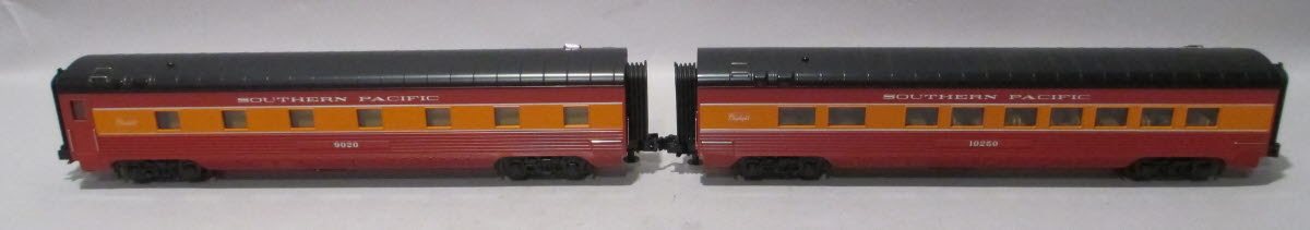 MTH 30-68067 O Southern Pacific 60' Streamlined Sleeper Diner Set (Set of 2)