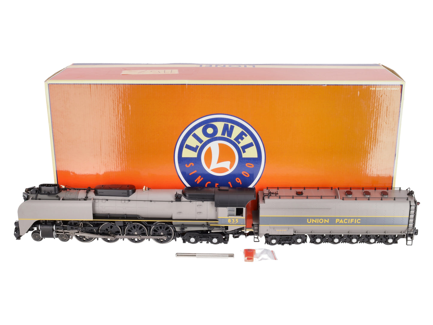Lionel 6-82810 O Union Pacific FEF-3 "Greyhound" Steam Locomotive #835