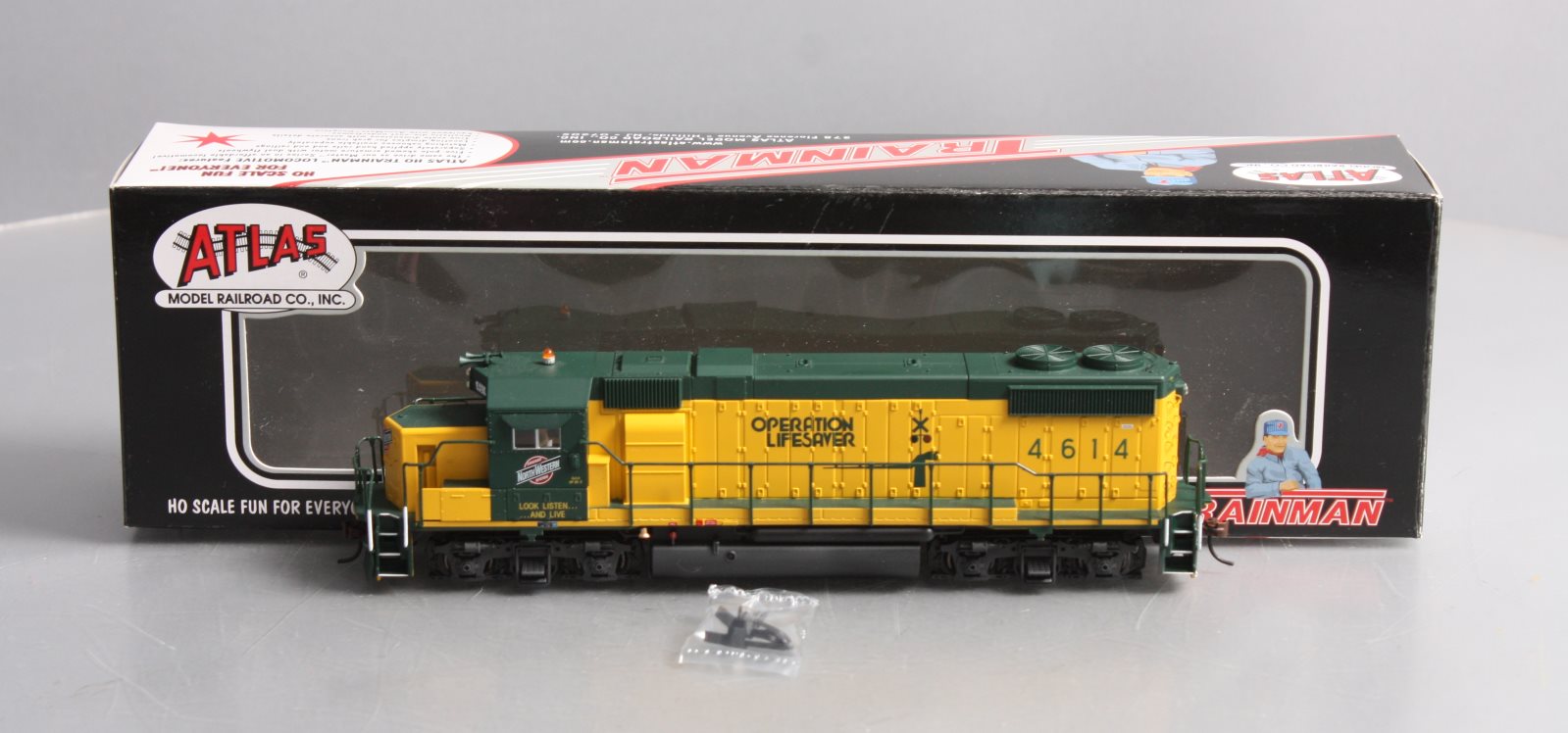 Atlas 10000024 HO C&NW GP38-2 Diesel Locomotive #4614