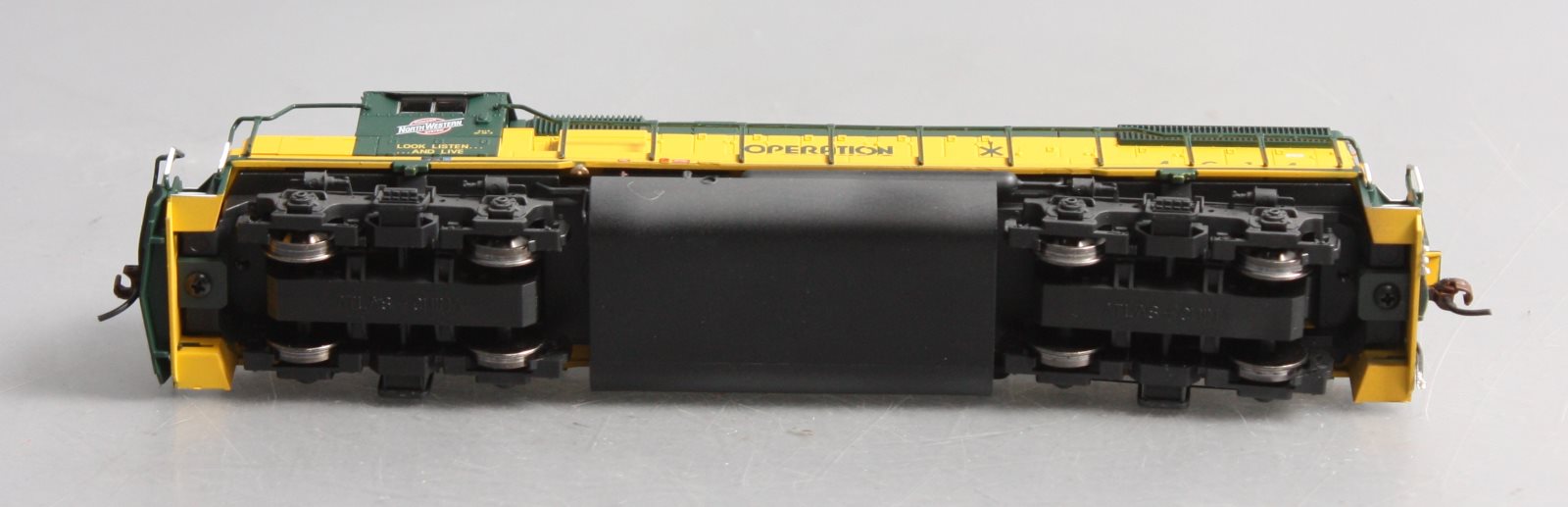 Atlas 10000024 HO C&NW GP38-2 Diesel Locomotive #4614