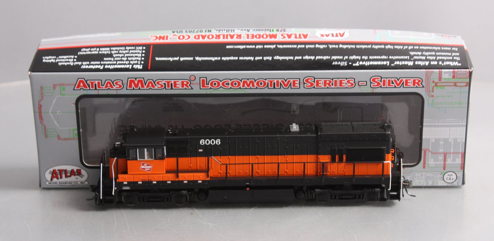 Atlas 10001159 HO Milwaukee Road Silver U30B Phase 2 Diesel Locomotive #6006