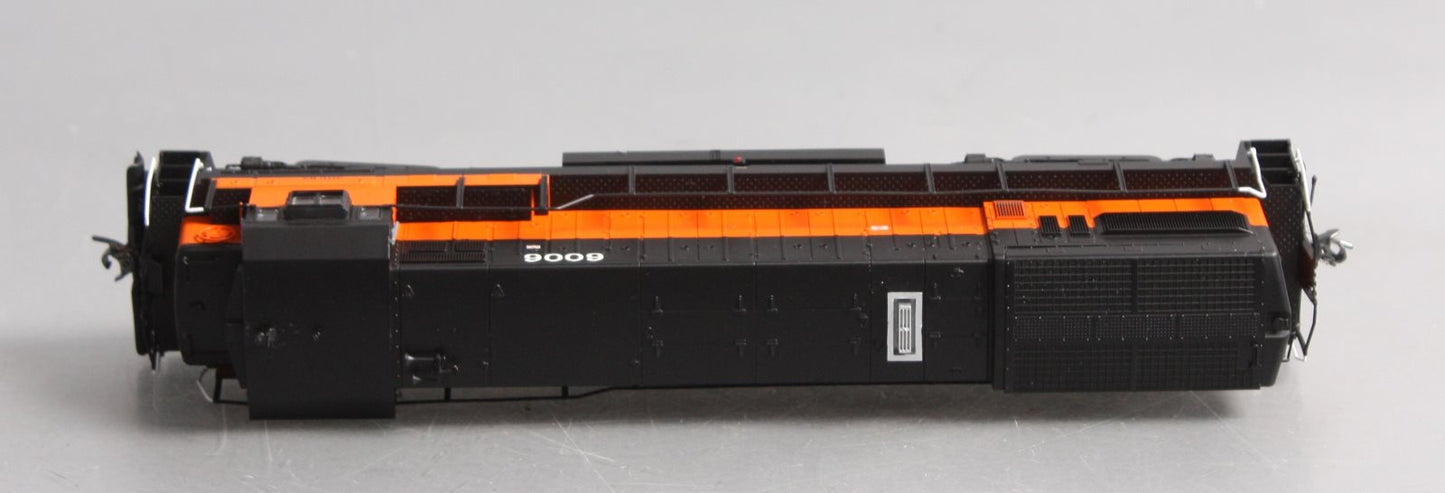 Atlas 10001159 HO Milwaukee Road Silver U30B Phase 2 Diesel Locomotive #6006