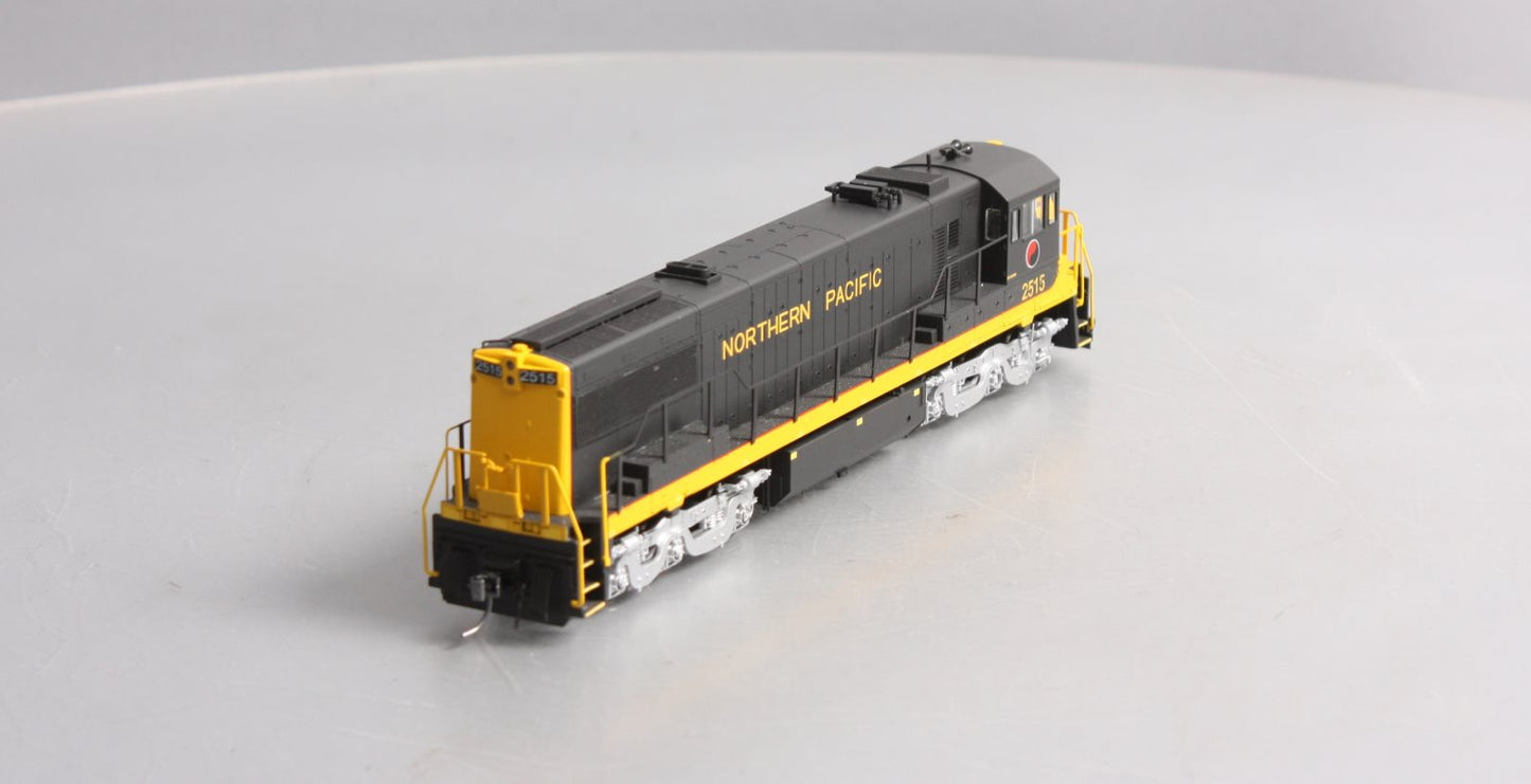 Rivarossi HR2520 HO Northern Pacific GE U25C Diesel Locomotive - DC #2515