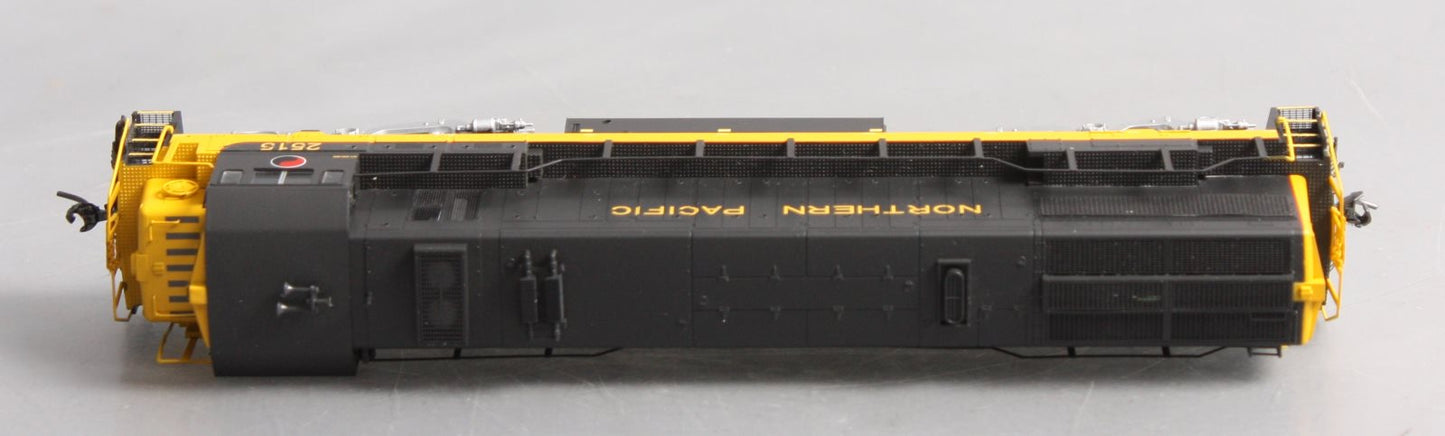 Rivarossi HR2520 HO Northern Pacific GE U25C Diesel Locomotive - DC #2515