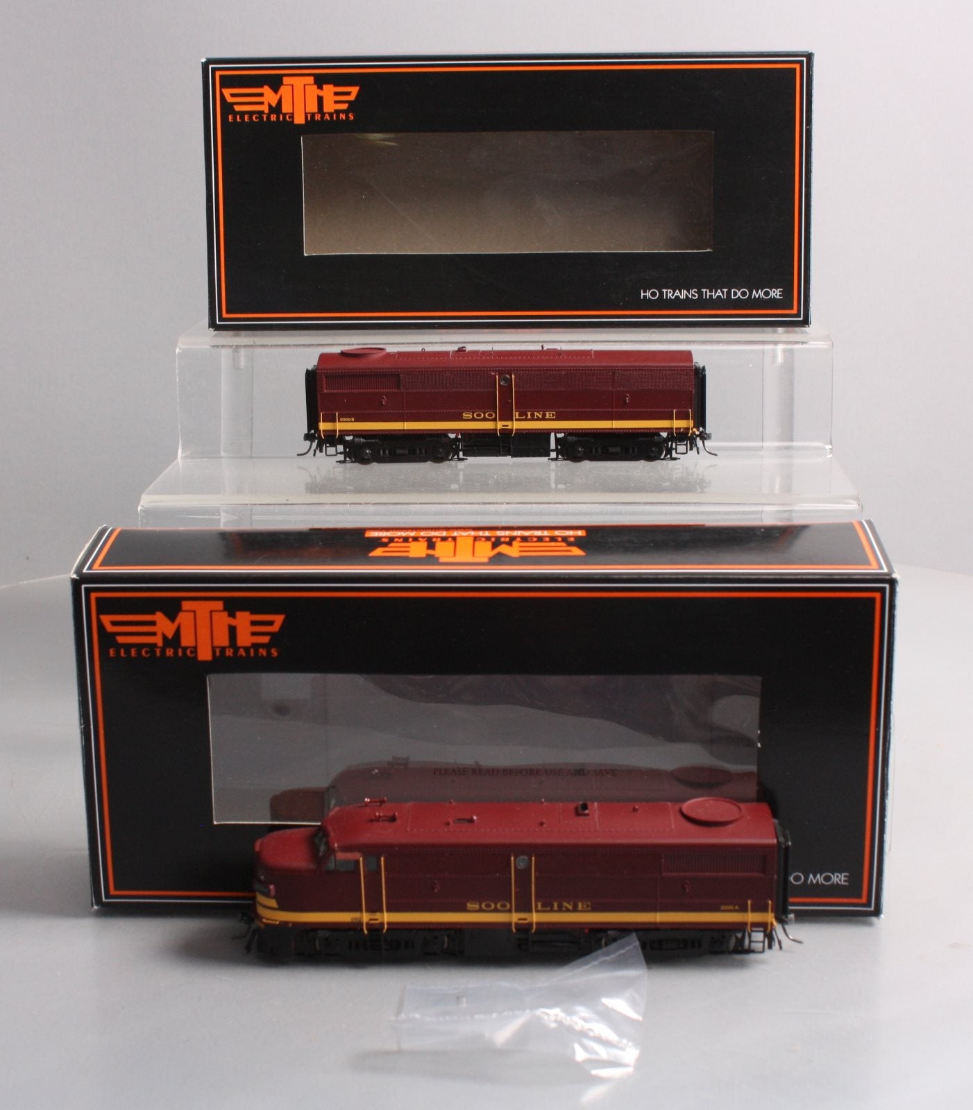 MTH 80-2200-0 HO SOO Line Alco FA-1 A/A Diesel Locomotive Set (Set of 2)