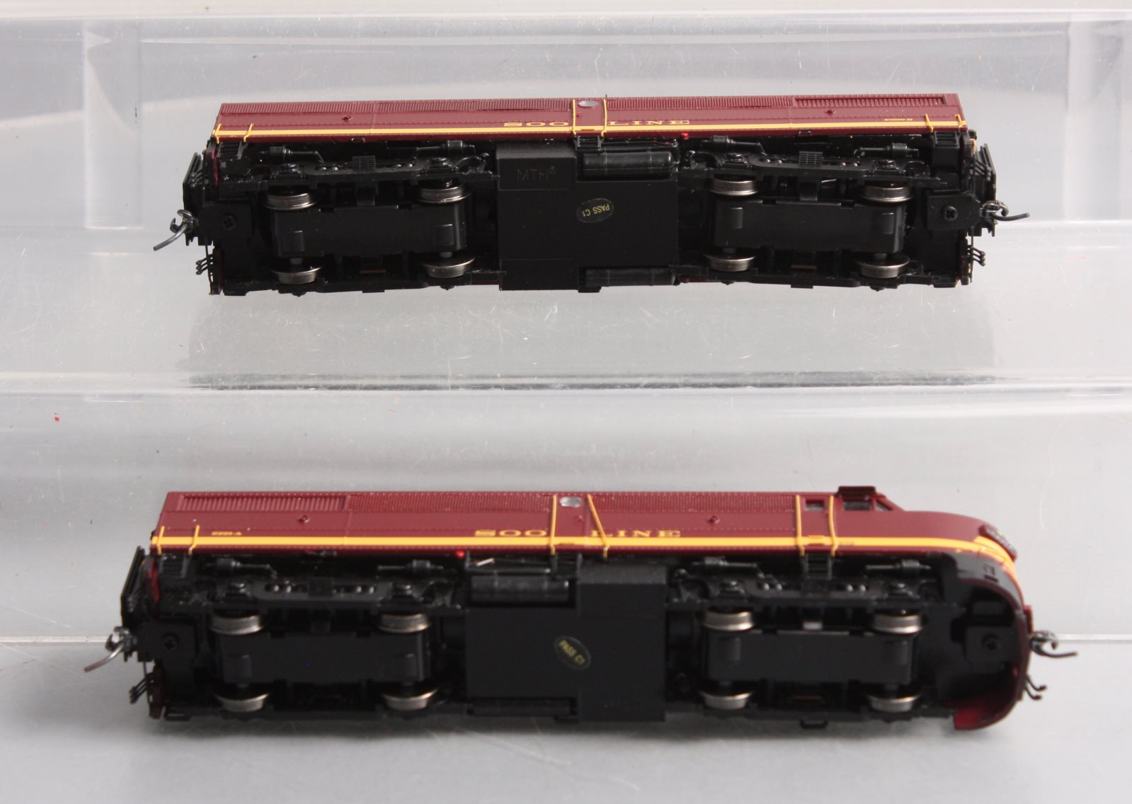 MTH 80-2200-0 HO SOO Line Alco FA-1 A/A Diesel Locomotive Set (Set of 2)