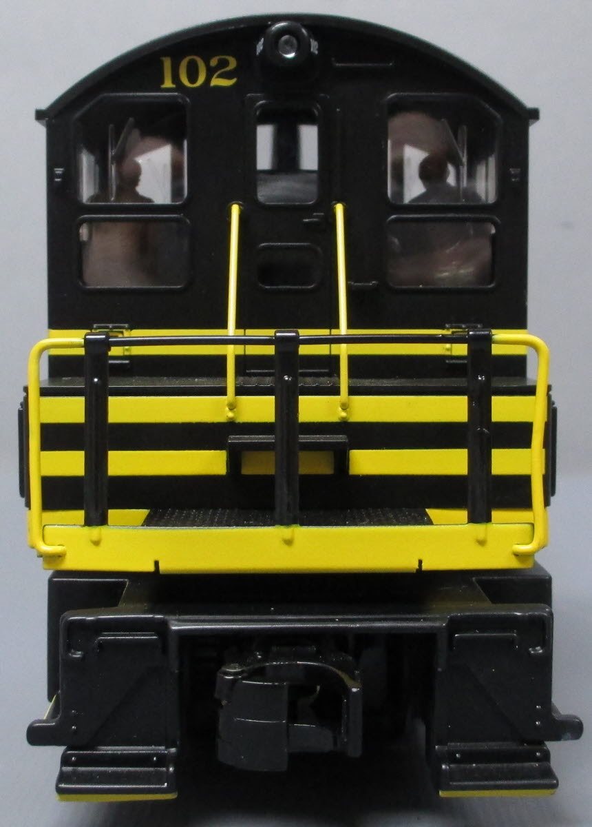 MTH 30-2961-1 Northern Pacific NW-2  Diesel Switcher w/Proto-Sound 2.0 #102