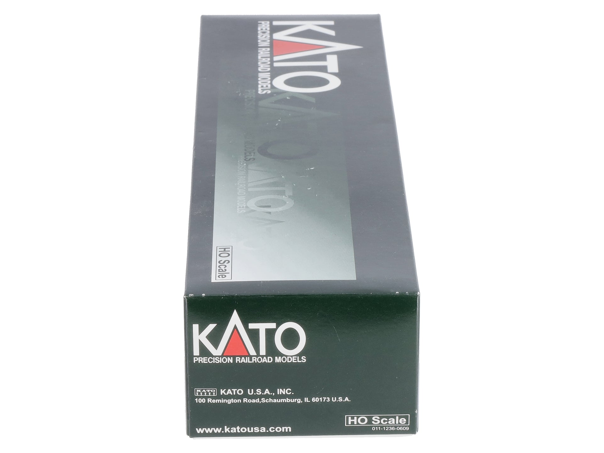 Kato 37-6621 HO Scale SP C44-9W Diesel Engine #8110 – Trainz