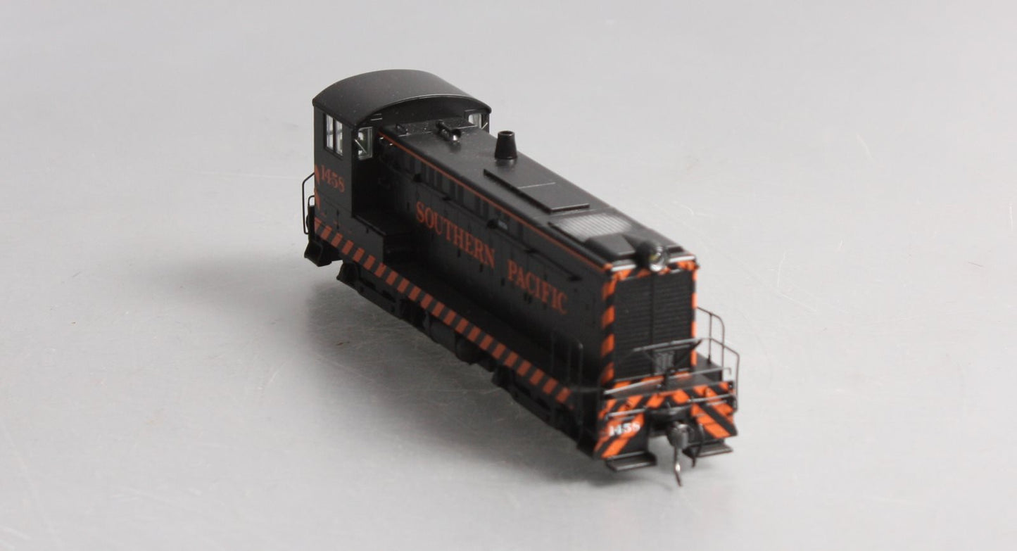 Stewart 4906 HO SP Baldwin S-12 Phase I Powered Diesel Locomotive #1458