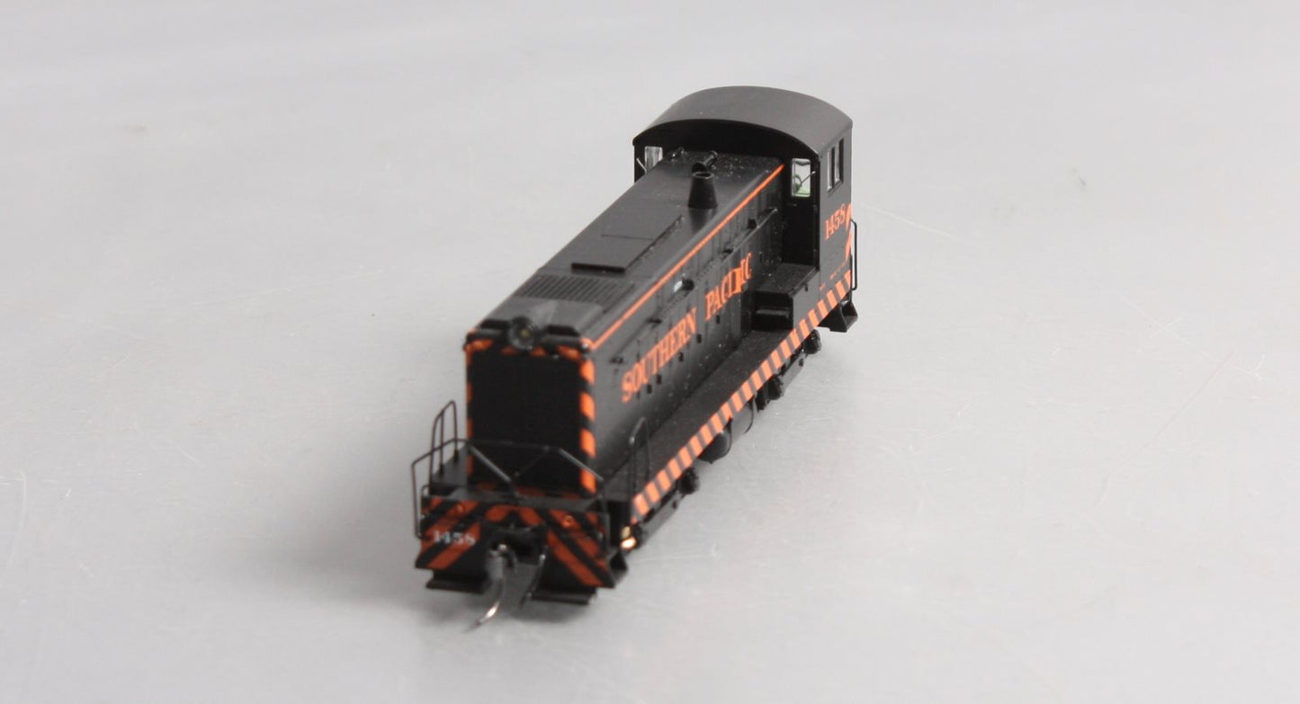 Stewart 4906 HO SP Baldwin S-12 Phase I Powered Diesel Locomotive #1458