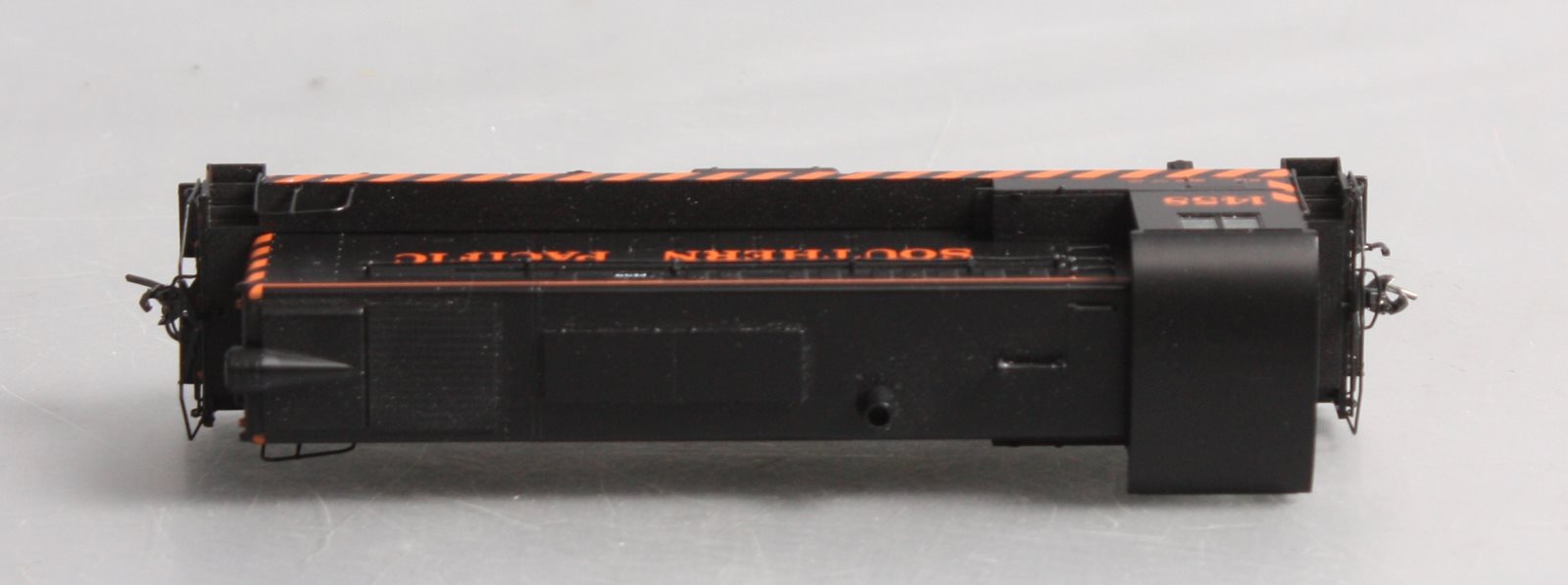 Stewart 4906 HO SP Baldwin S-12 Phase I Powered Diesel Locomotive #1458