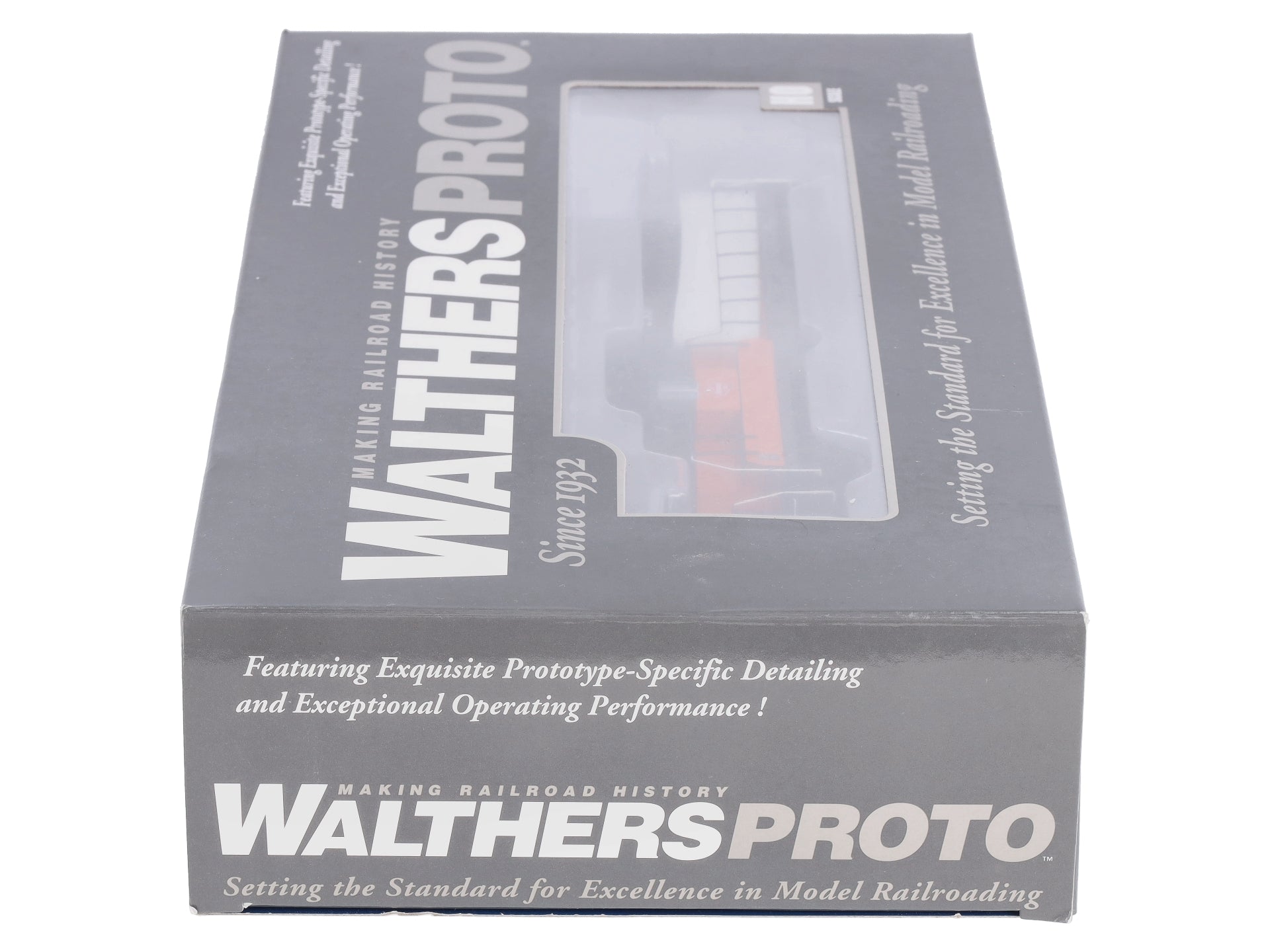 Walthers 920-47879 HO Scale Milwaukee Road EMD GP9 Diesel Locomotive #233