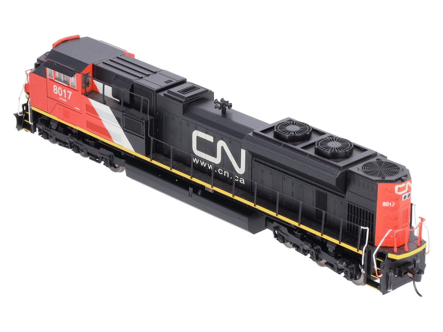 Walthers 910-9808 HO Scale Canadian National EMD SD70ACe Diesel Locomotive #8017