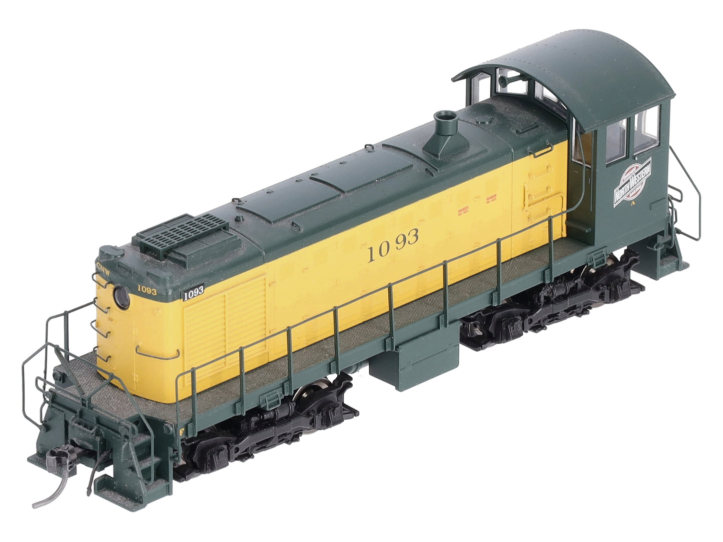 Atlas 10002437 HO Chicago & North Western S-2 Locomotive (Green/Yellow) #1093