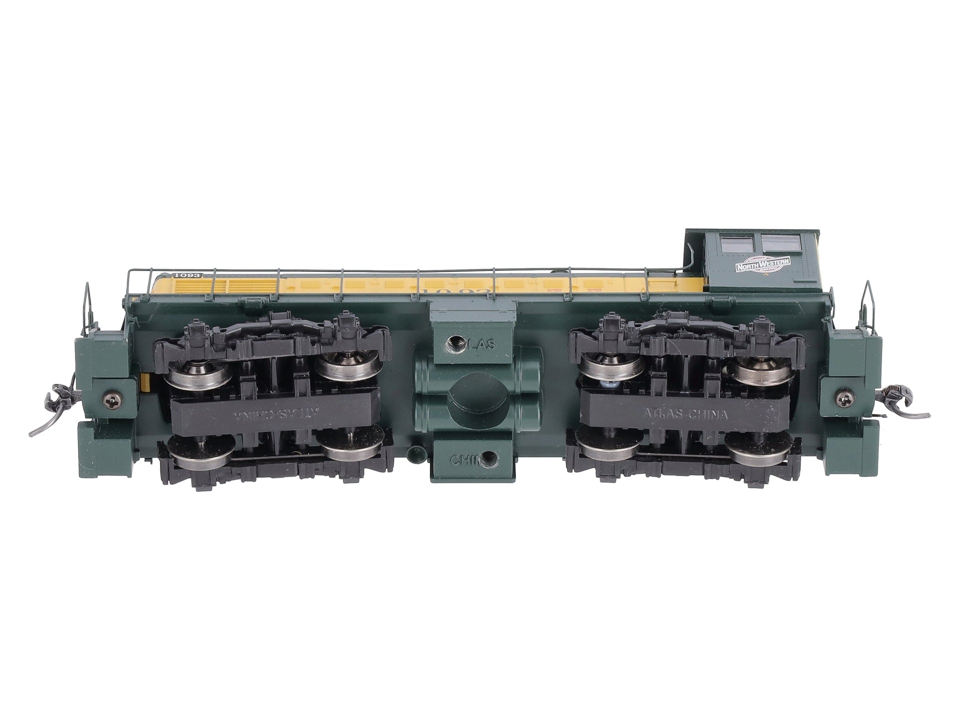 Atlas 10002437 HO Chicago & North Western S-2 Locomotive (Green/Yellow) #1093