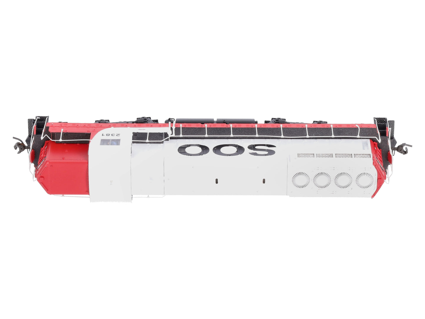 Broadway Limited 2416 HO Soo Line EMD SD9 with Sound & DCC Paragon2™ #2381