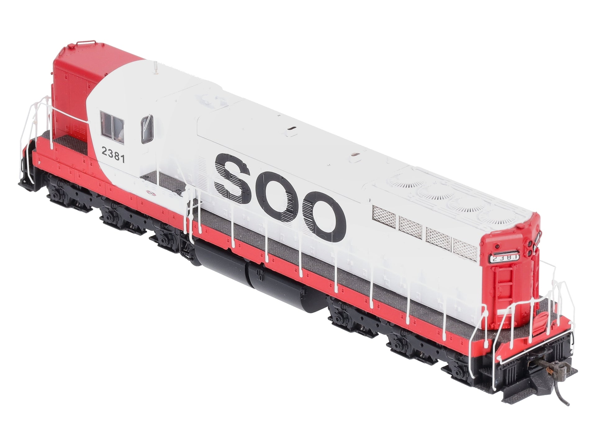 Broadway Limited 2416 HO Soo Line EMD SD9 with Sound & DCC Paragon2™ #2381