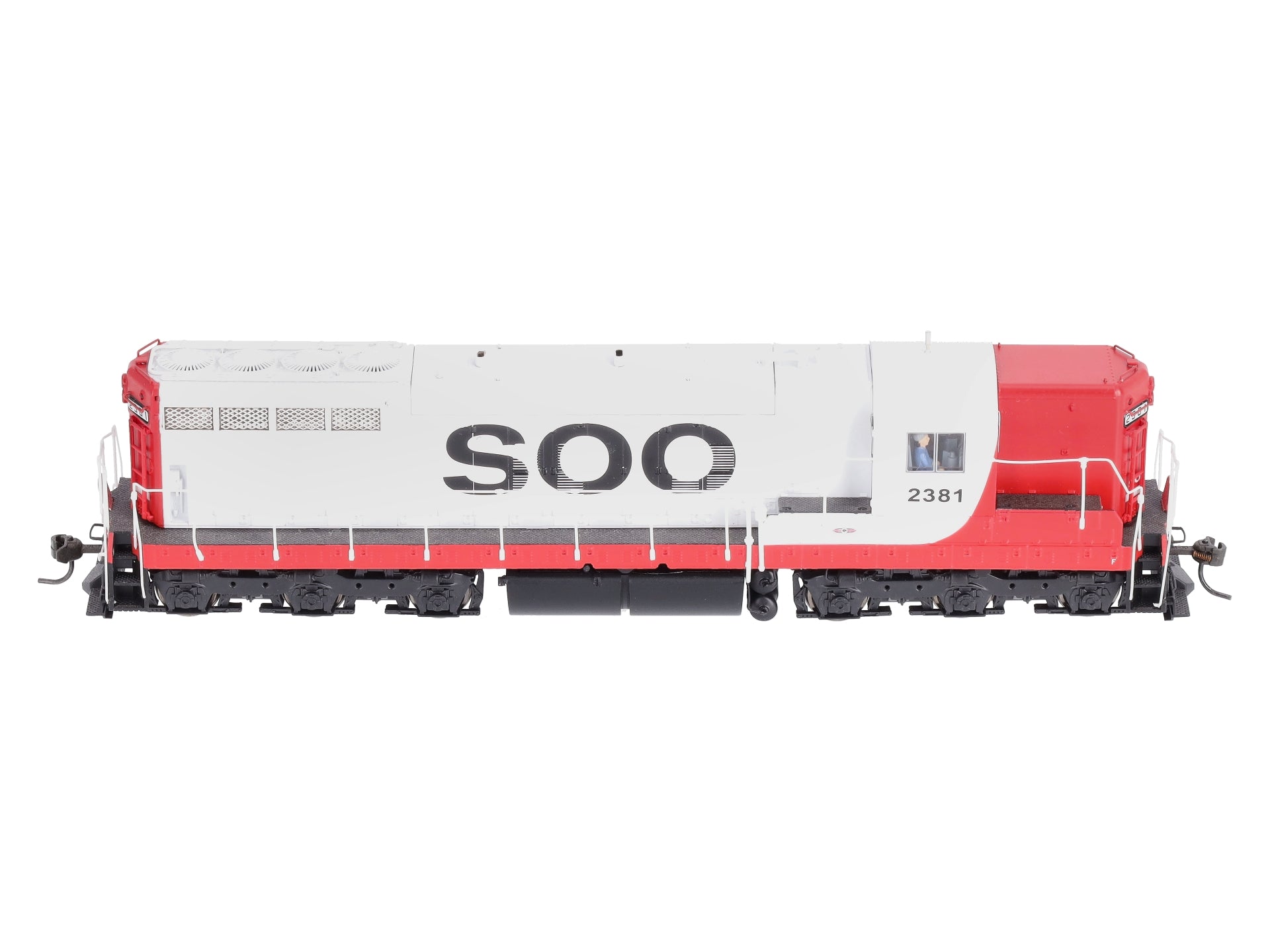 Broadway Limited 2416 HO Soo Line EMD SD9 with Sound & DCC Paragon2™ #2381