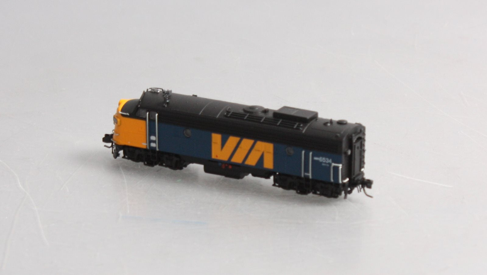 Rapido Trains 530513 N VIA Rail Canada FP9A Locomotive #6534 w/DCC & Sound