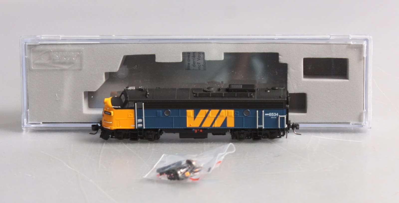 Rapido Trains 530513 N VIA Rail Canada FP9A Locomotive #6534 w/DCC & Sound