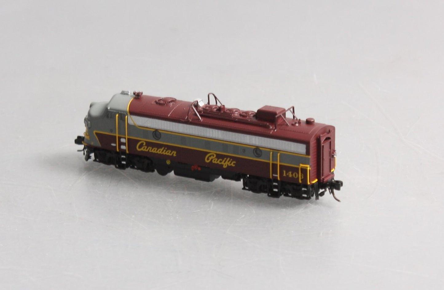 Rapido Trains 530525 N Canadian Pacific FP9A Locomotive #1406 w/sd