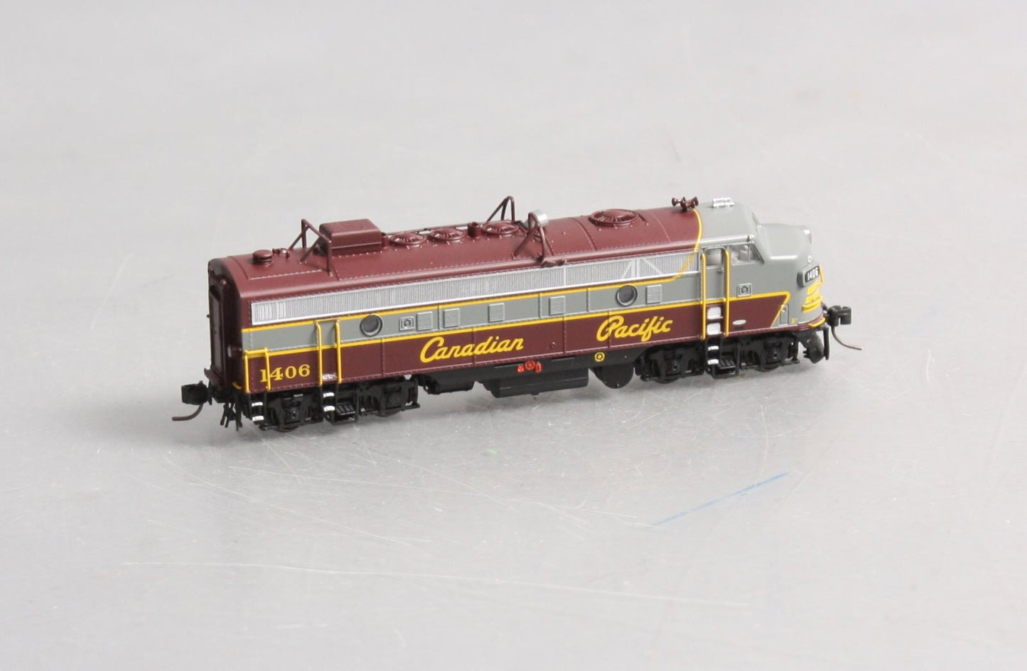 Rapido Trains 530525 N Canadian Pacific FP9A Locomotive #1406 w/sd