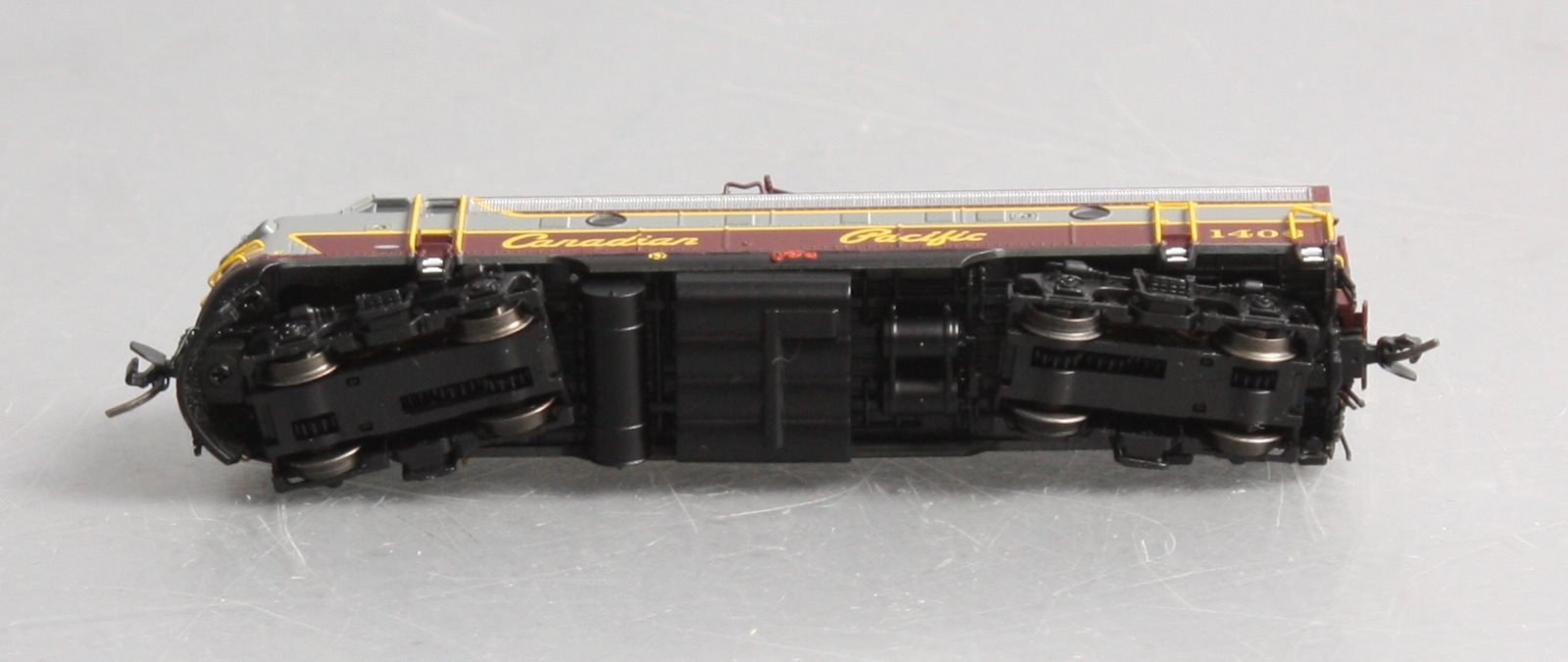 Rapido Trains 530525 N Canadian Pacific FP9A Locomotive #1406 w/sd
