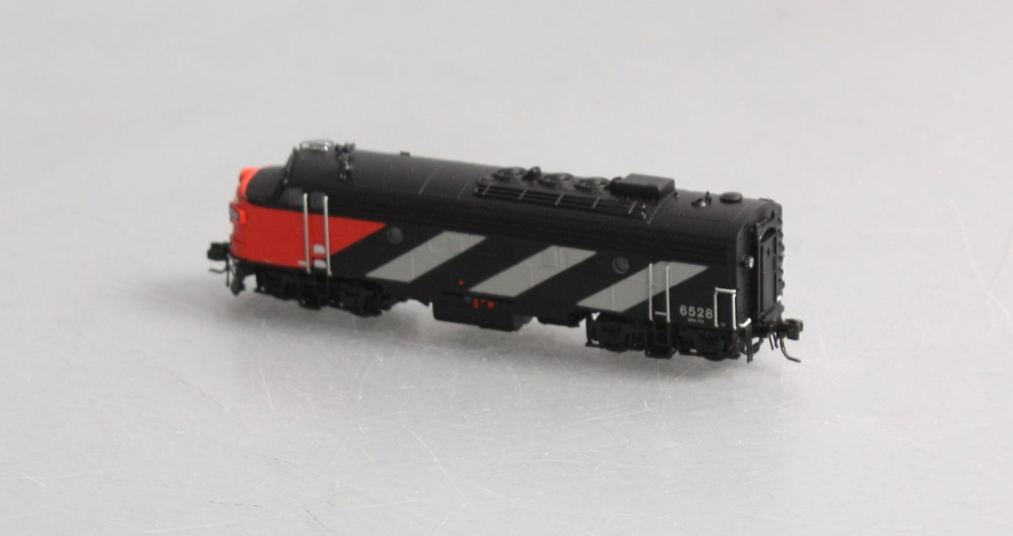 Rapido Trains 530006 N Canadian National CN FP9A Diesel Locomotive #6528