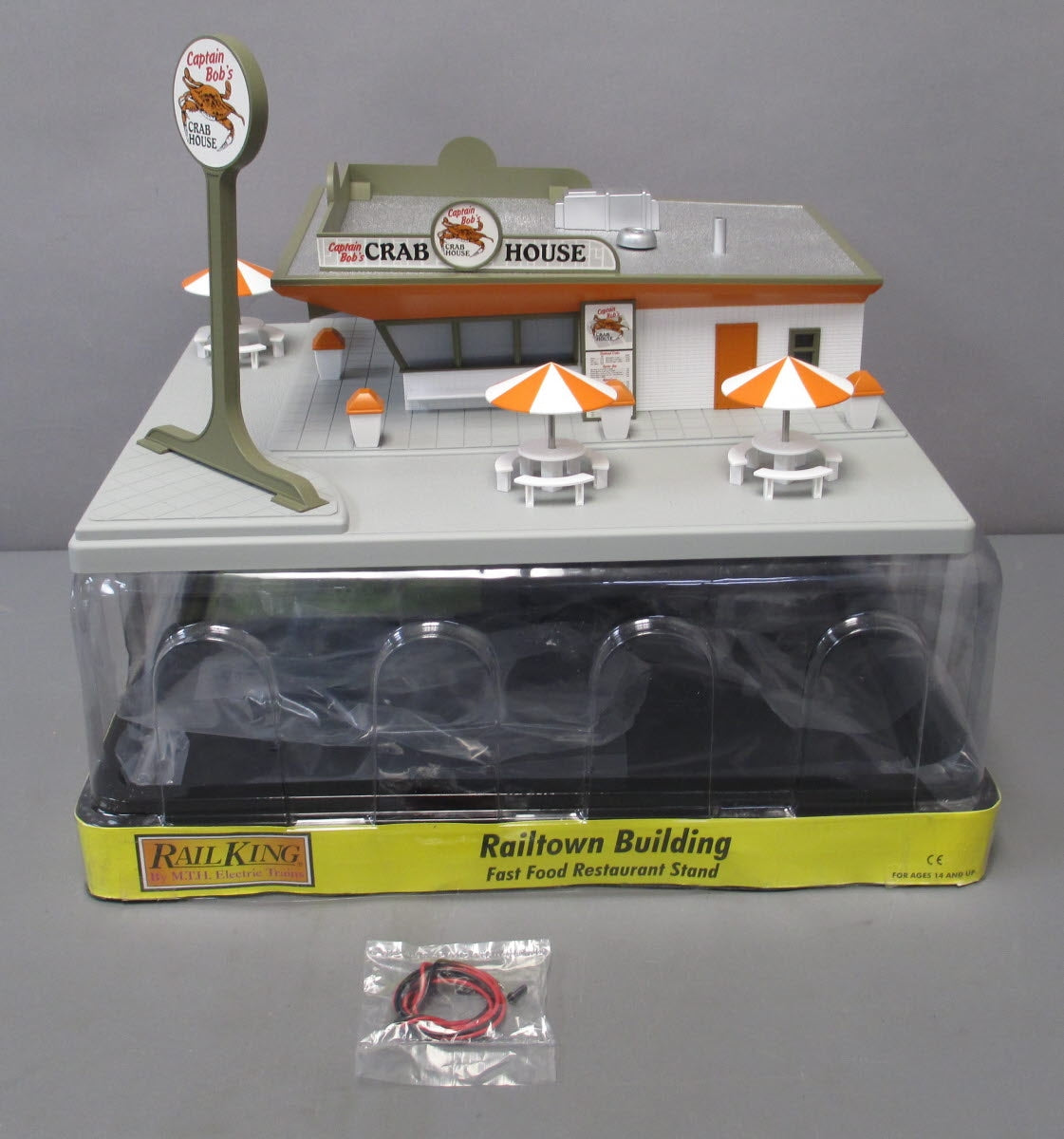 MTH 30-90401 Captain Bob's Crab House Fast Food Restaurant Building