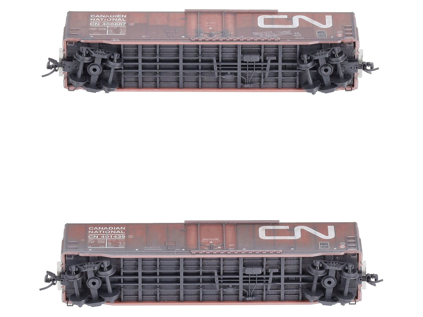 Micro-Trains 98305017 N Canadian National Weathered 50' Boxcar (Set of 2)
