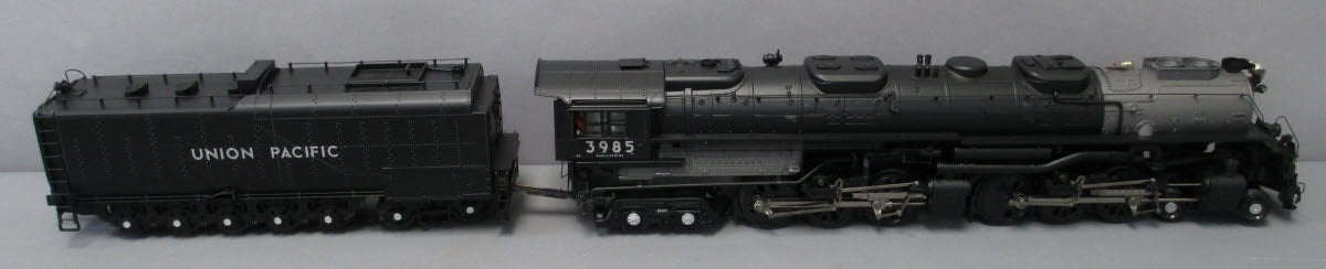 MTH 20-3687-1 O Union Pacific Hi-Rail 4-6-6-4 Challenger w/Proto-Sound 3.0 #3985