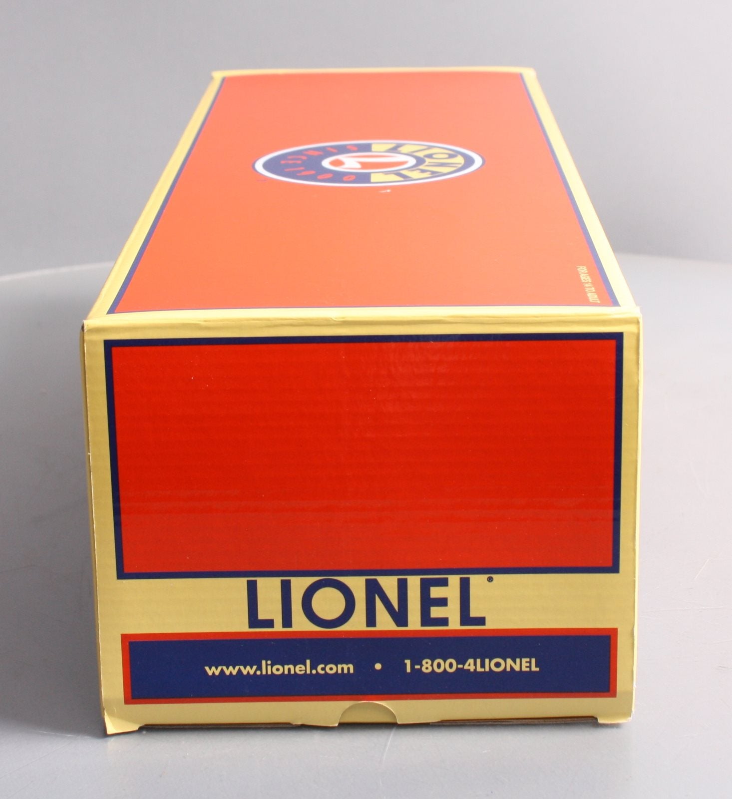 Lionel 6-81530 Erie Non-Powered FB-2 Diesel Locomotive #736C with Legacy