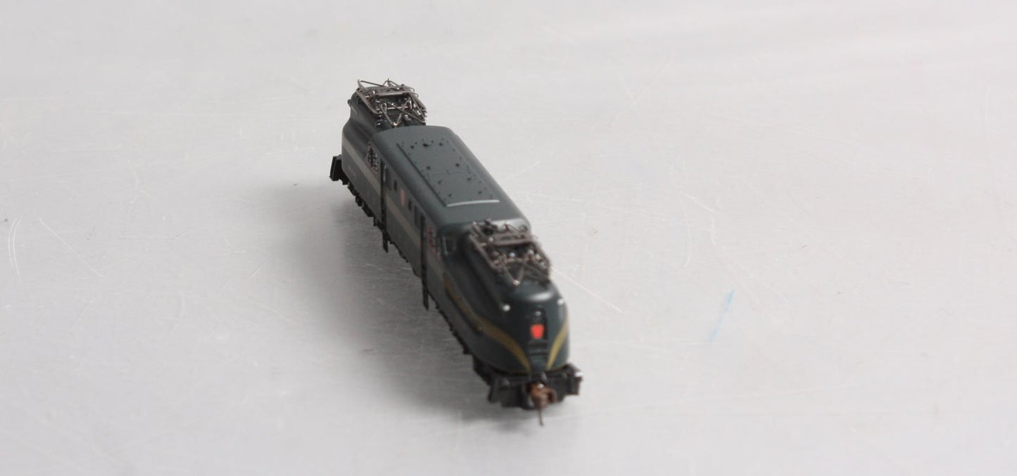 Bachmann 65353 N Pennsylvania GG-1 Electric Locomotive with Sound and DCC #4935