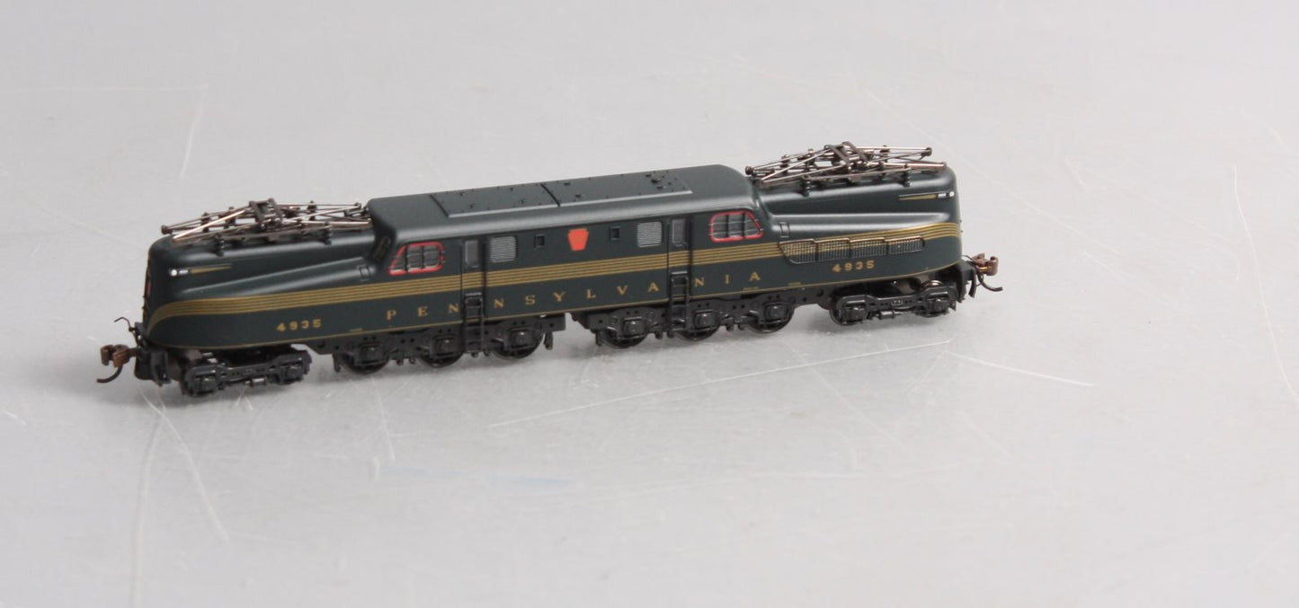 Bachmann 65353 N Pennsylvania GG-1 Electric Locomotive with Sound and DCC #4935