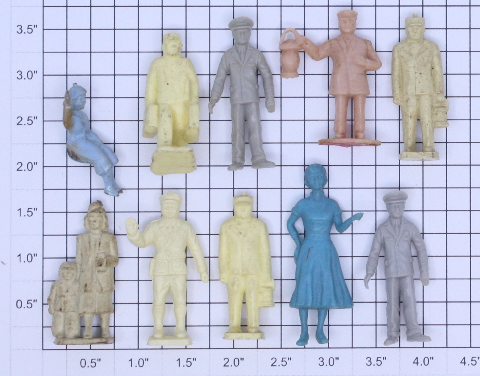 Acme 0705-1347 O Gauge Railroad Worker / Passenger Figure Assortment (Bag of 10)