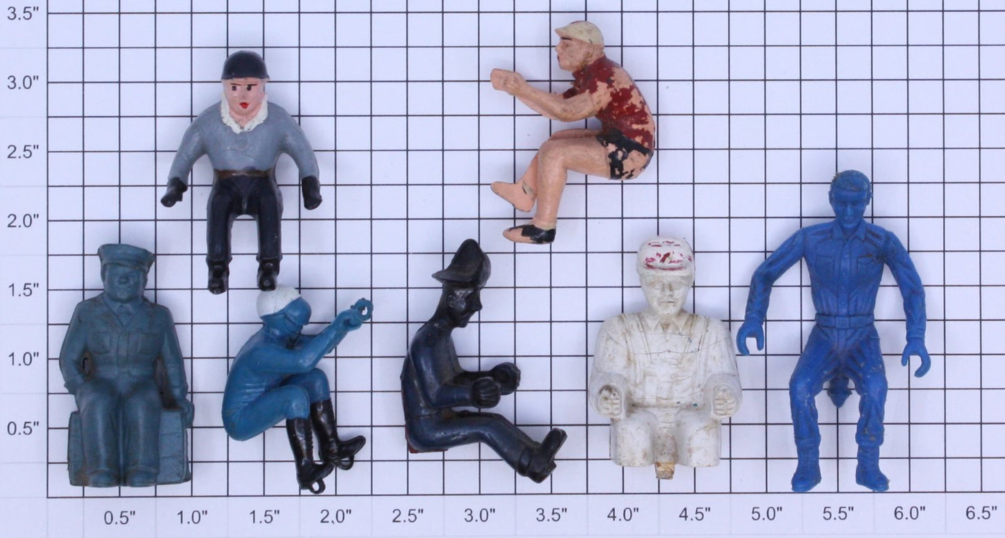 Acme 0705-0923 G Gauge Seated Figure Assortment (Set of 7)