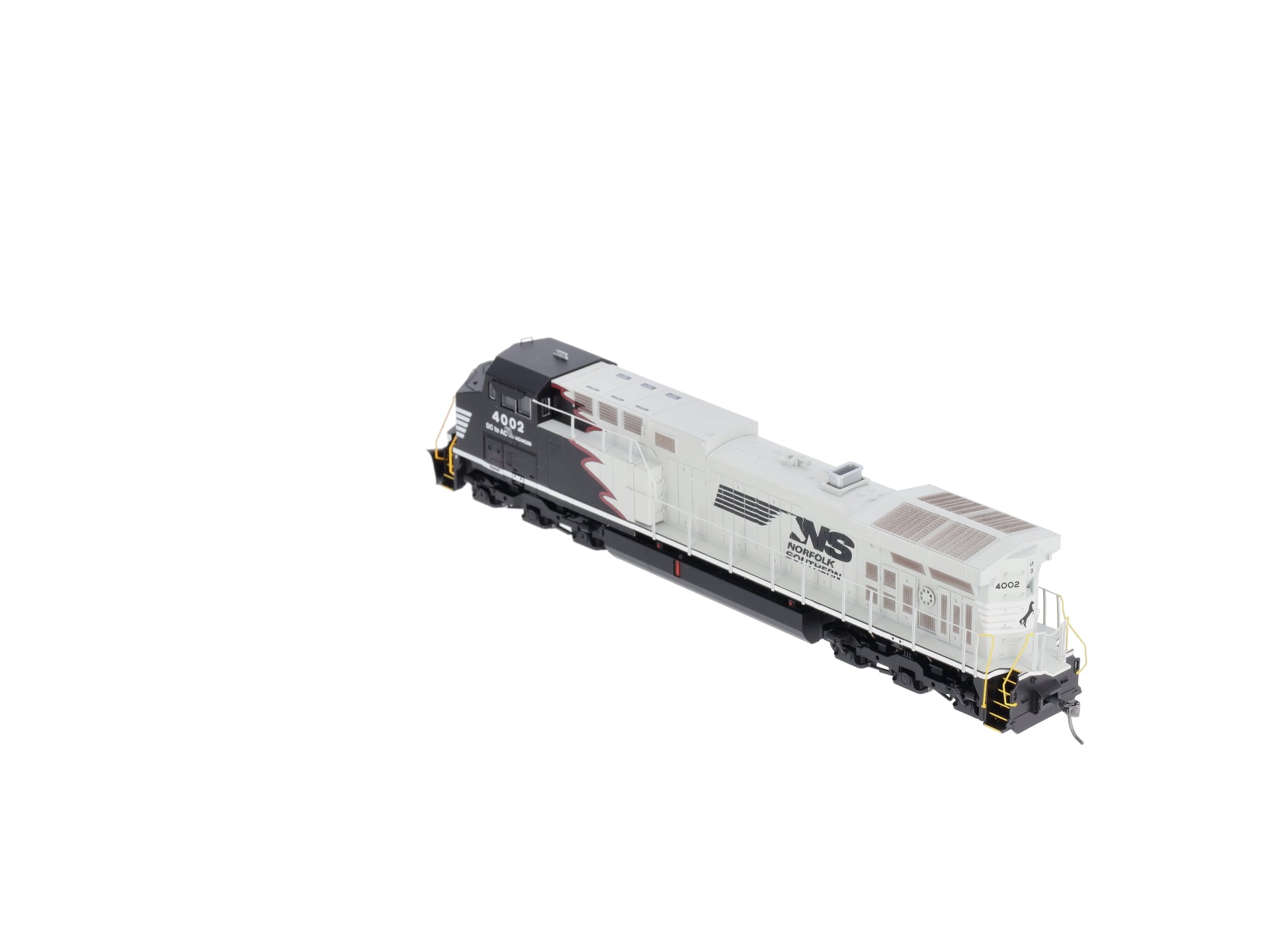 Roundhouse 97256 HO Norfolk Southern AC44C6M Diesel Locomotive  #4002