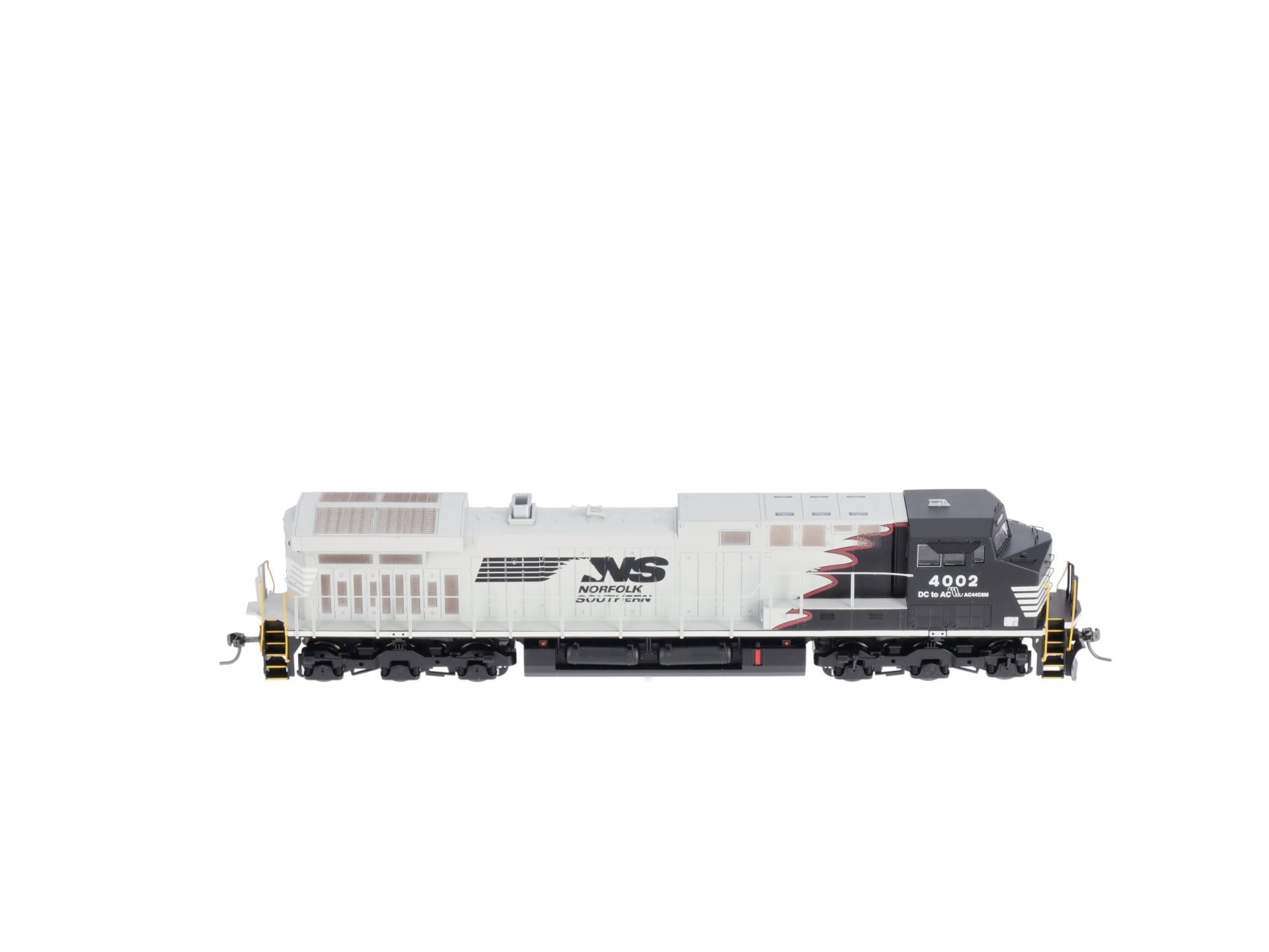 Roundhouse 97256 HO Norfolk Southern AC44C6M Diesel Locomotive  #4002