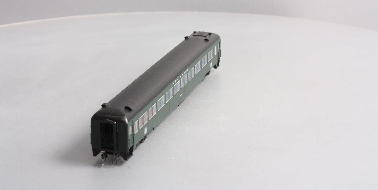 Rapido Trains 109101 HO Scale New Haven 10-Window Smoker Coach #8518