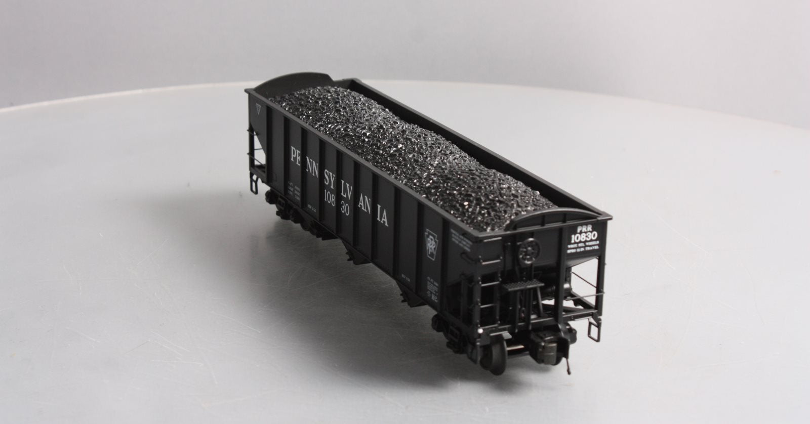 MTH 20-97843 O Pennsylvania 70-ton 3-Bay Hopper Car #10830