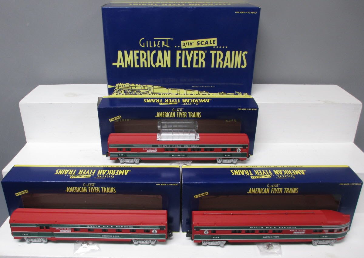 American Flyer 6-49960 S Gauge Route of the Reindeer Steamliner Car (Set of 3)
