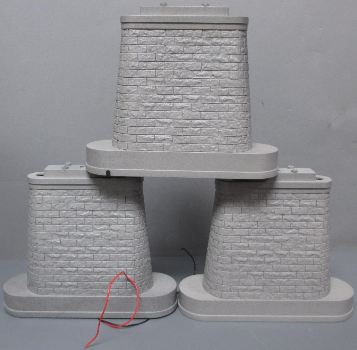 MTH 40-1115 O RealTrax Steel Arch Bridge with Operating Christmas Lights