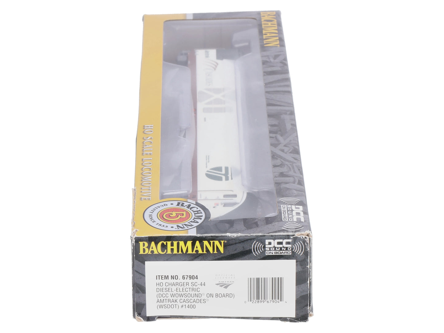 Bachmann 67904 HO Amtrak Cascades Charger SC-44 Diesel Loco with Sound #1400