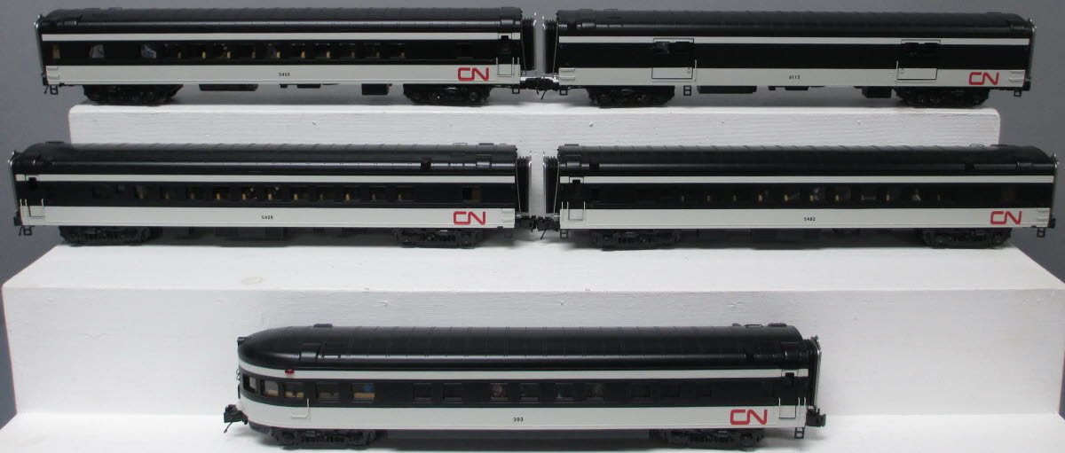 MTH 20-65264 O Canadian National 70' Streamlined Passenger Car Set (Set of 5)