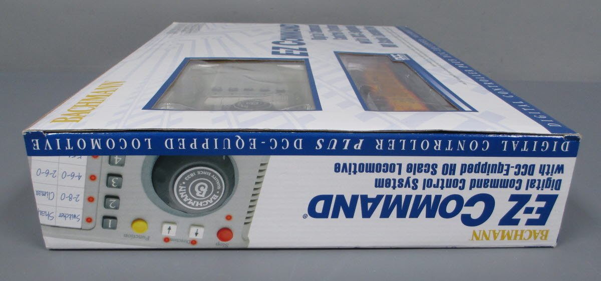 Bachmann 44905 HO Scale Chessie System GP40 Diesel Loco Starter System with DCC