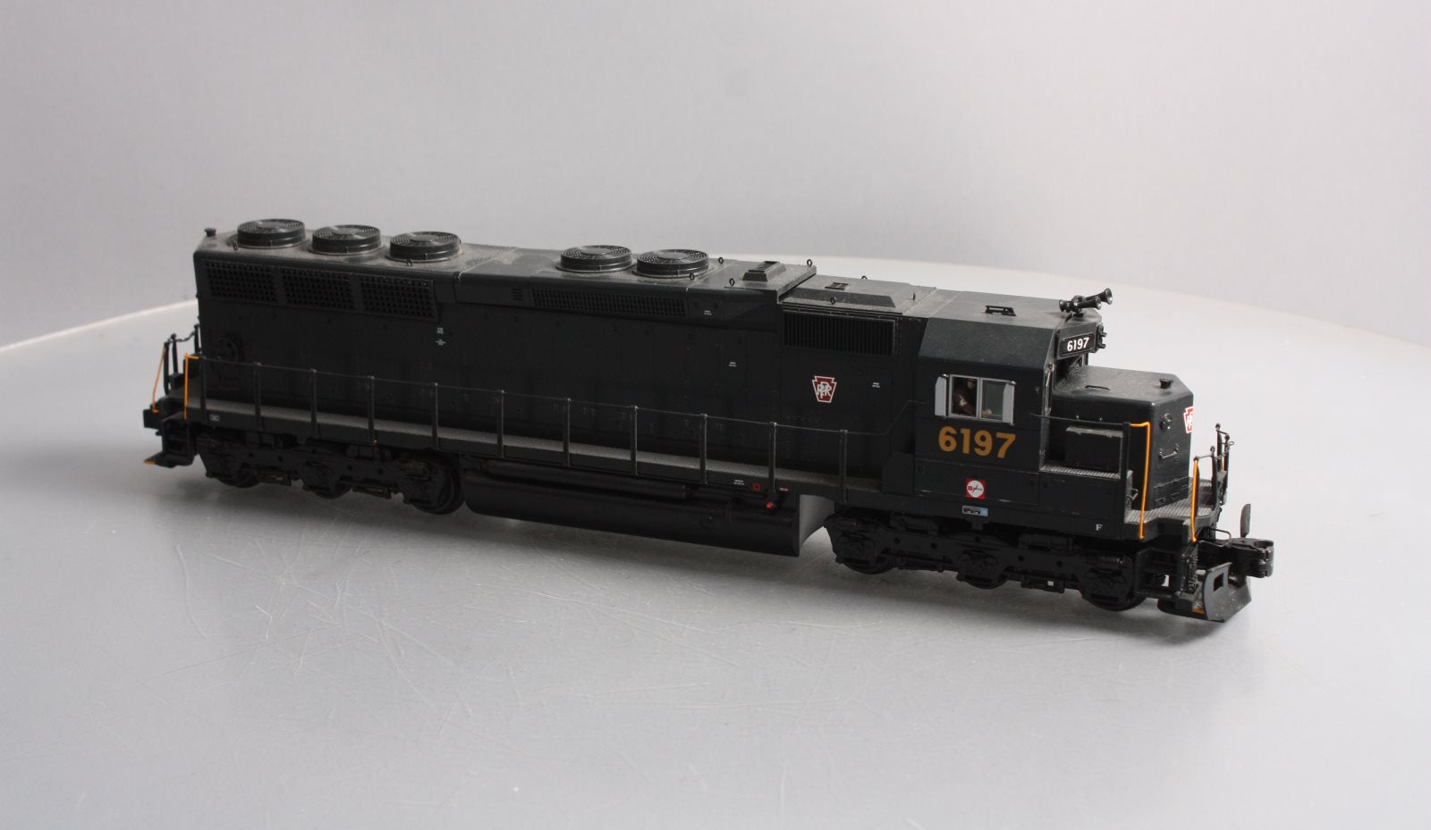 MTH 20-20100-3 PRR SD45 Low Hood Diesel Non-Powered Diesel Engine #6197