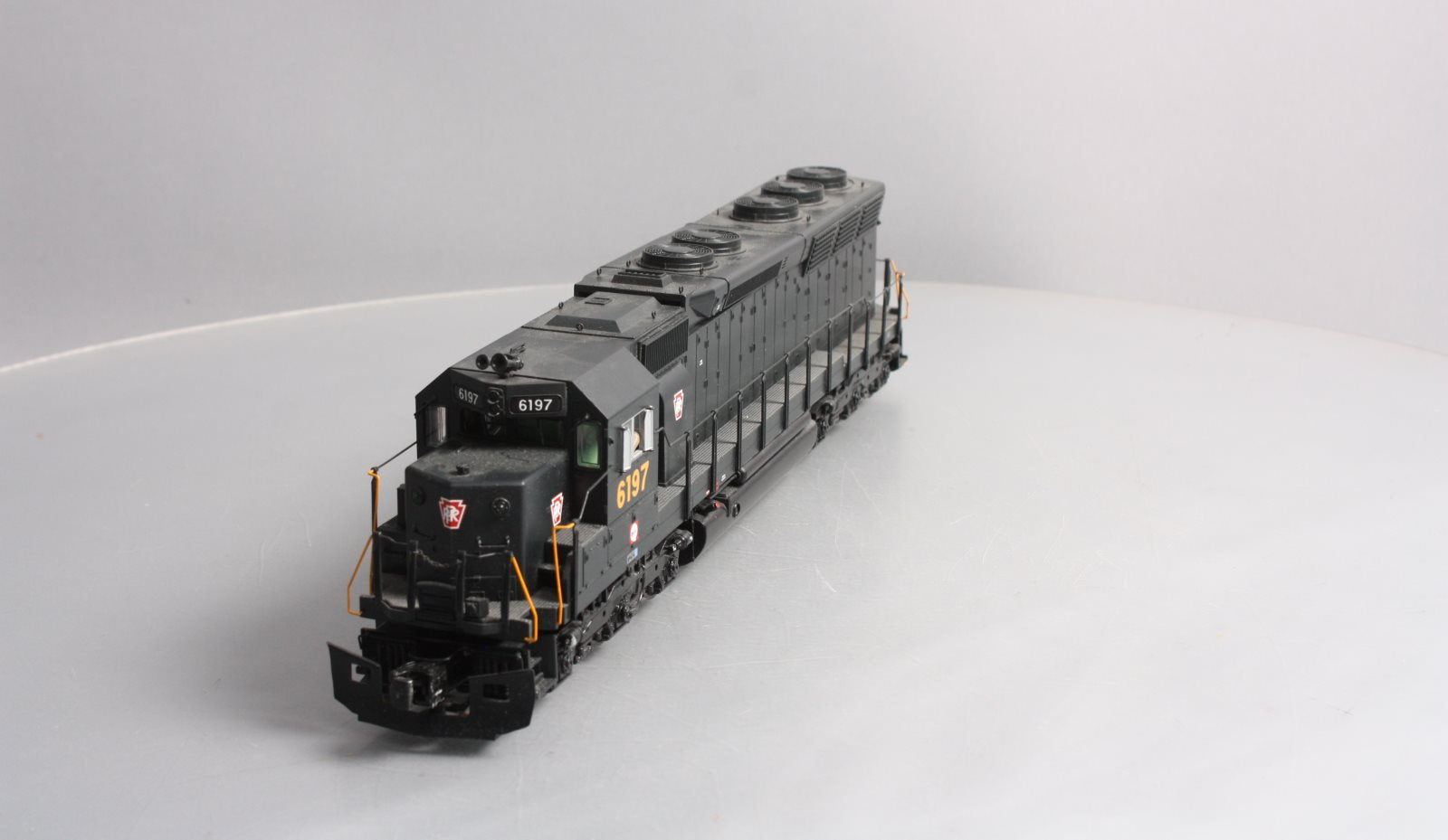 MTH 20-20100-3 PRR SD45 Low Hood Diesel Non-Powered Diesel Engine #6197