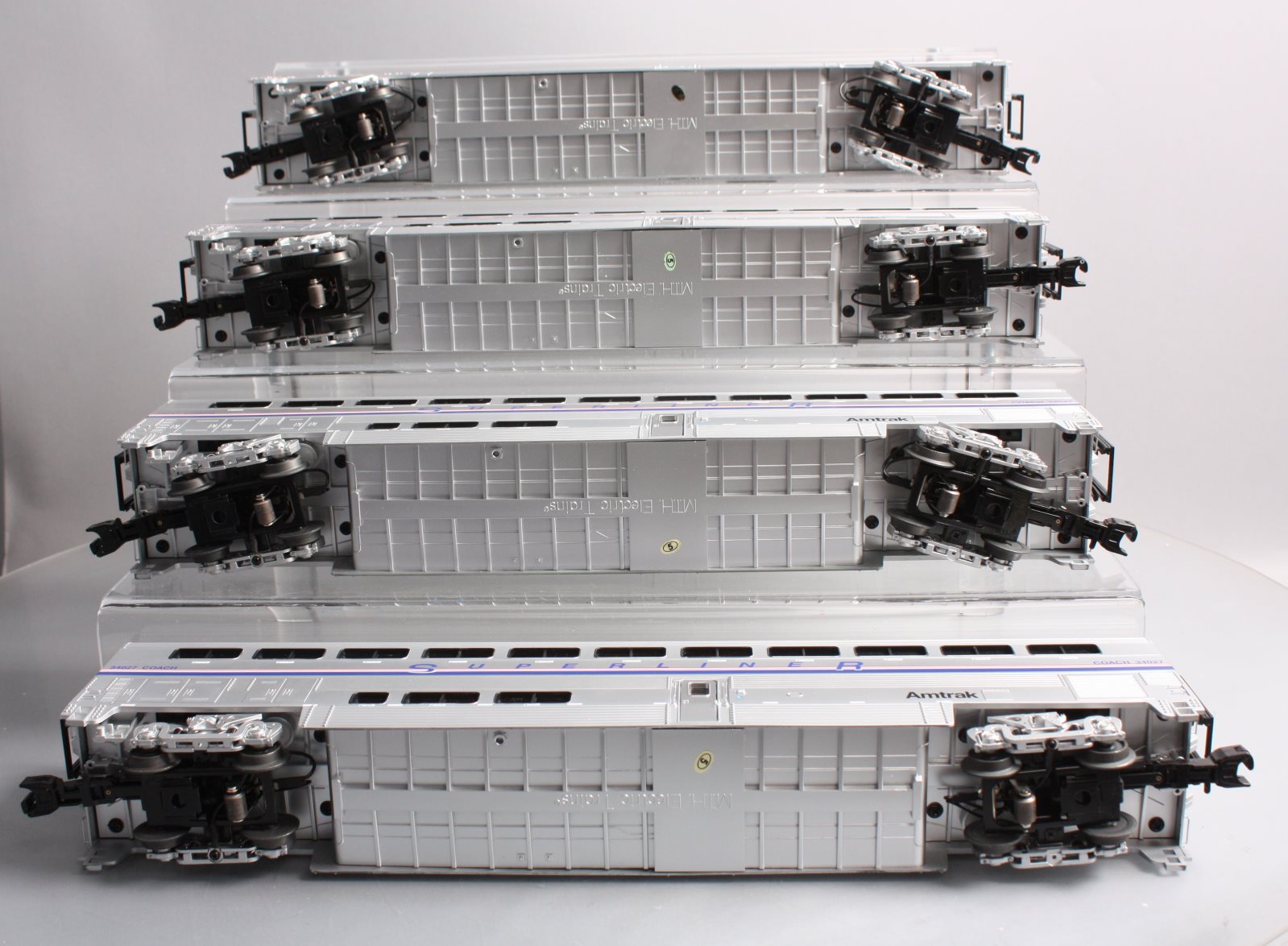 MTH 20-61042 O Amtrak Premier Phase IV SuperLiner Passenger Car Set (Set of 4)
