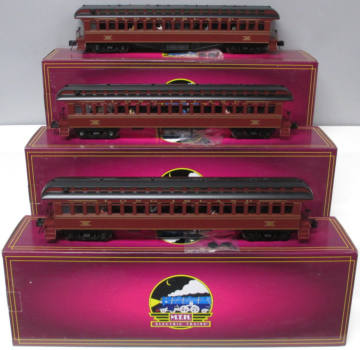MTH 20-62056 O Long Island 64' Woodsided Passenger Coach Set (Set of 3)