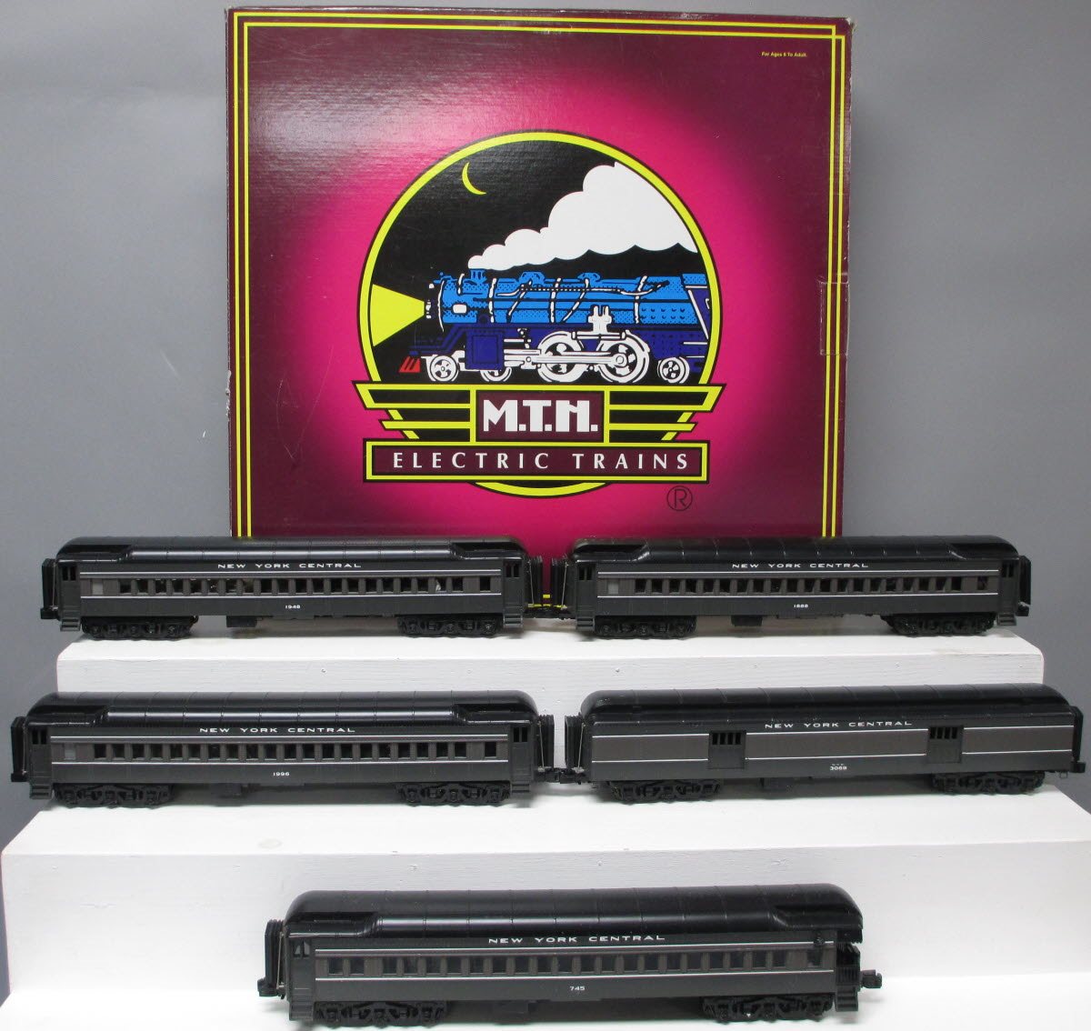 MTH 20-4095 O New York Central 70' Madison Passenger Set (Set of 5)